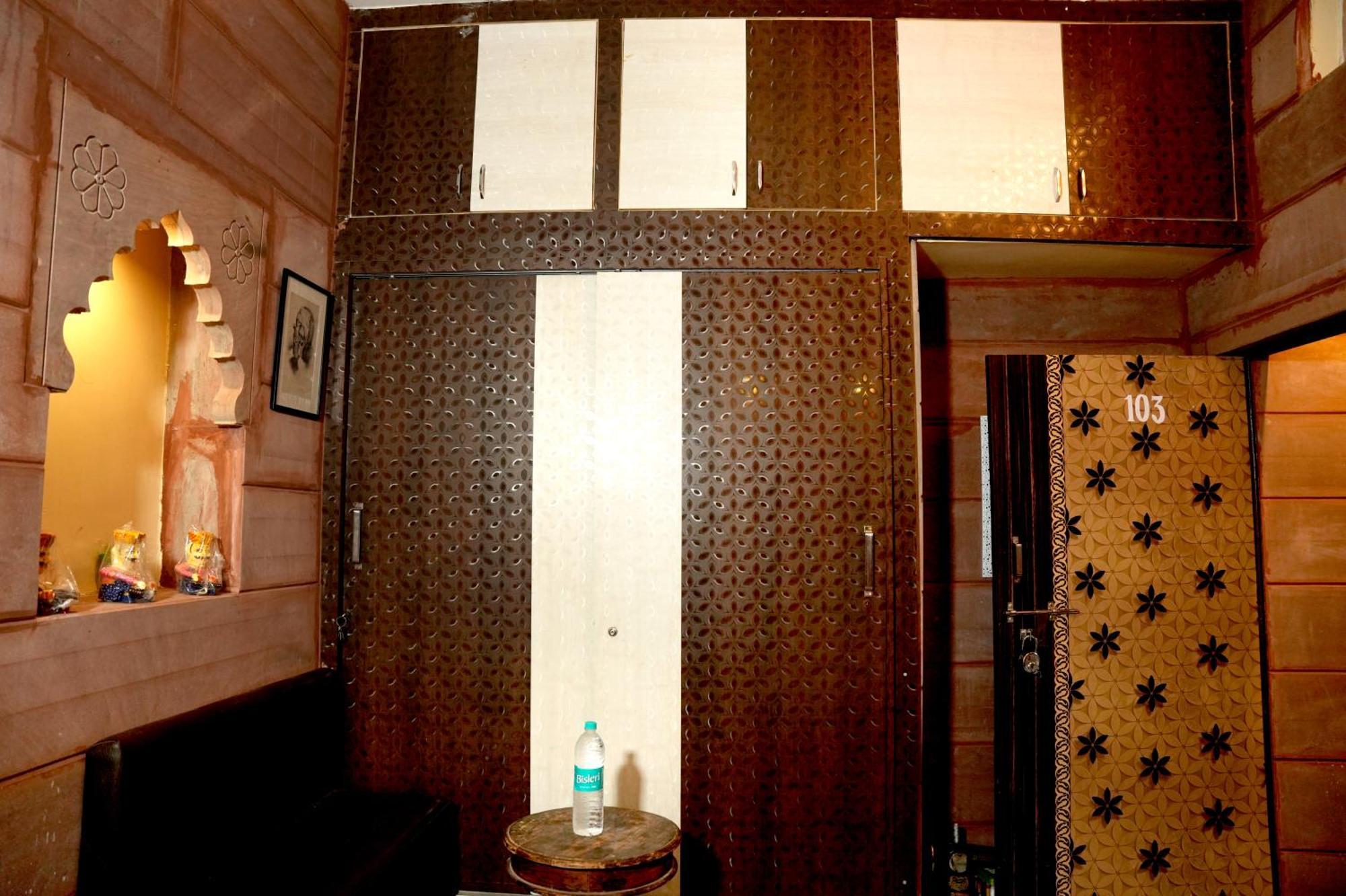 Mh Guest House Jodhpur  Exteriör bild